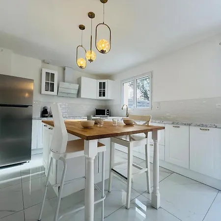 Casa Contemporaine Dom wakacyjny